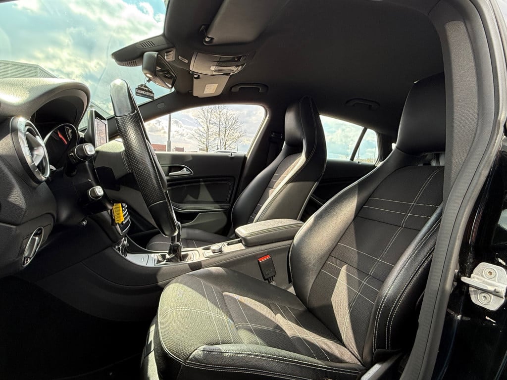 Mercedes-Benz Cla shooting brake 180 ambition