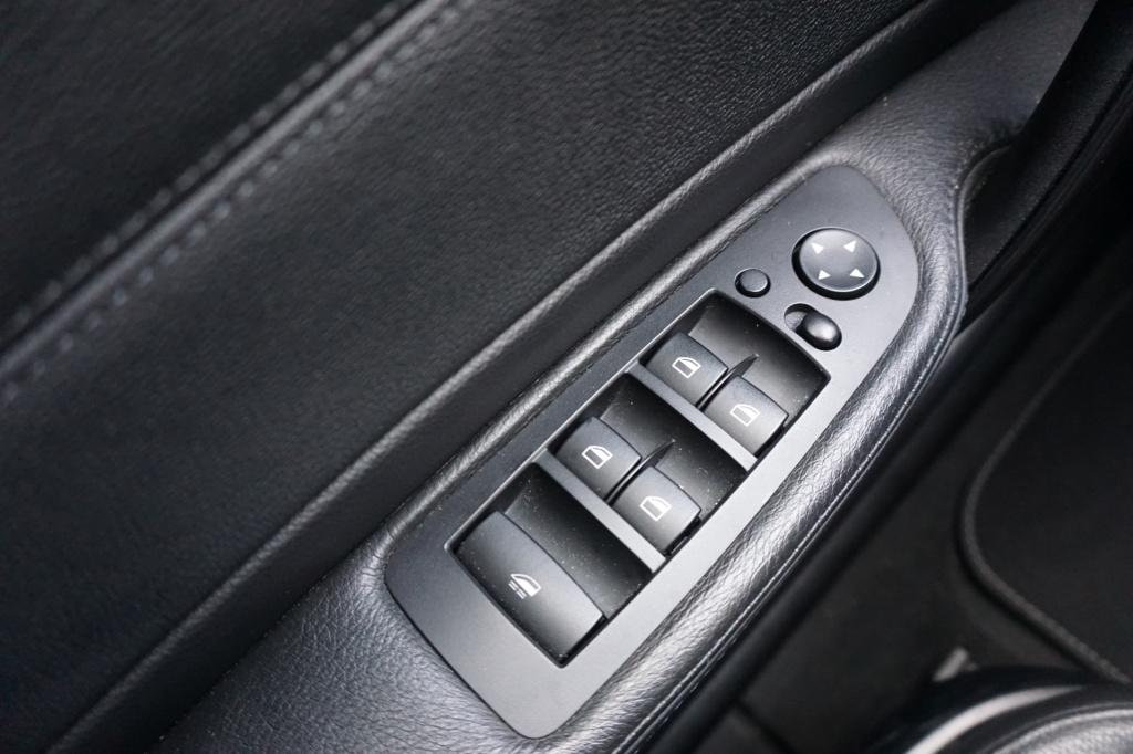 BMW 1 Serie cabrio 118i high executive climate / cruise / leder / stoelverw