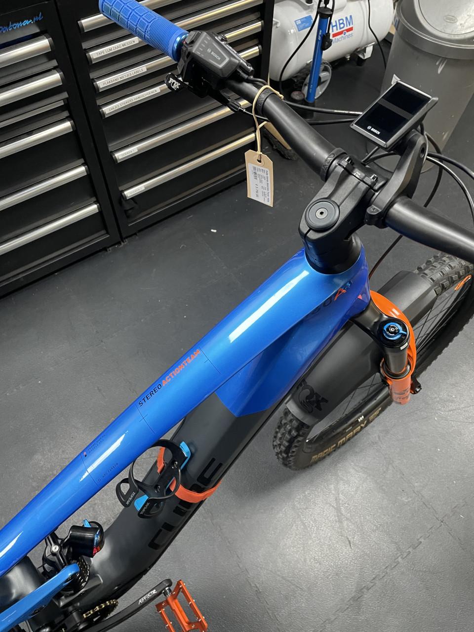 Cube Stereo Hybrid 160A HPC ActionTeam XL 2022 Blauw