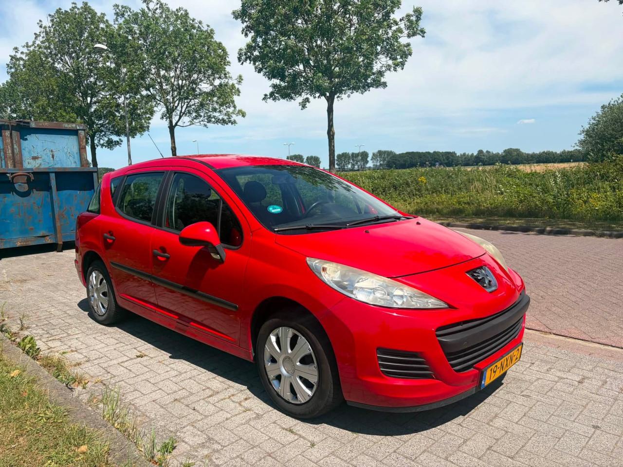 Peugeot 207 SW 1.4 XR Airco PDC CCT 2011 jaar apk