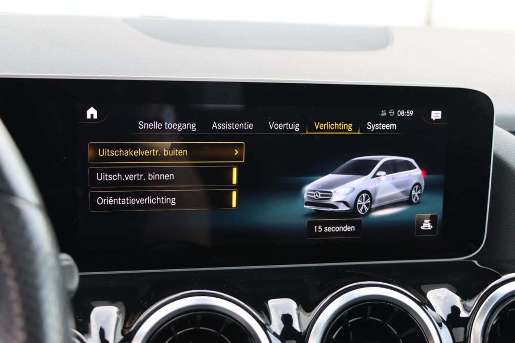 Mercedes-Benz B-Klasse 180 business solution amg