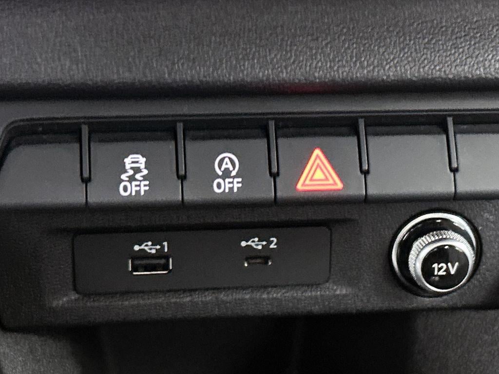 Audi A1 Sportback 35 tfsi pro line s | automaat | parkeer sensoren | climat