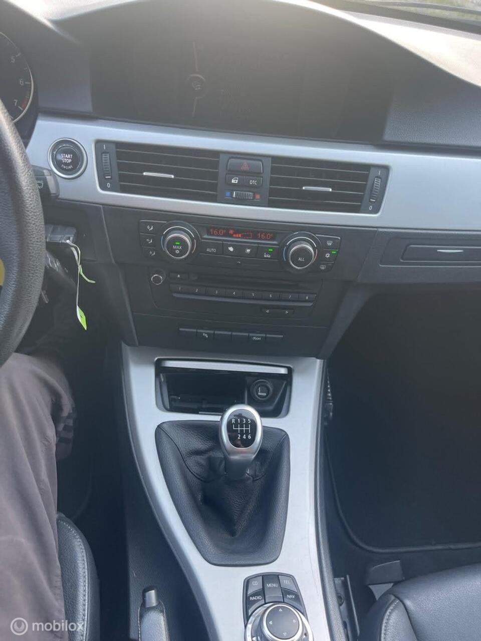 BMW 3-serie touring 318i business line
