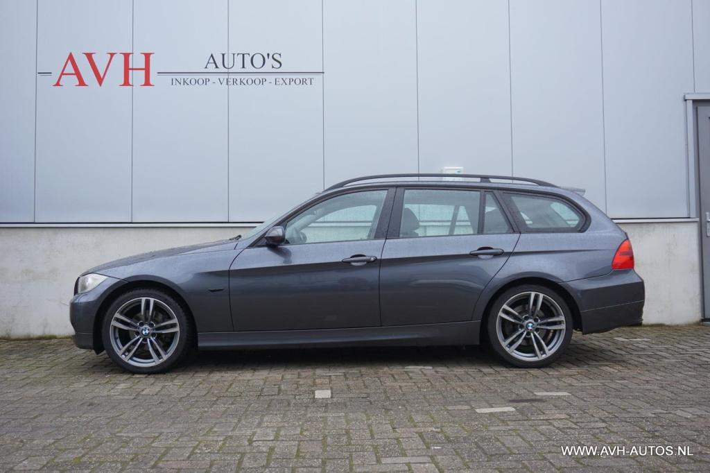 BMW 3-serie touring 320i dynamic executive