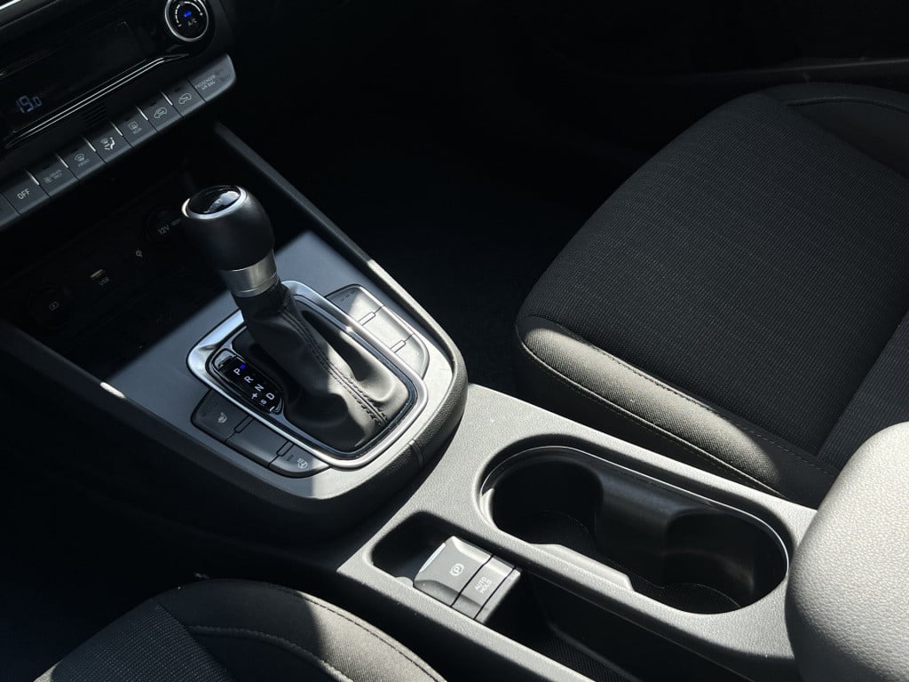 Hyundai Kona 1.6 gdi hev fashion | camera | apple/ android carplay | nav | 
