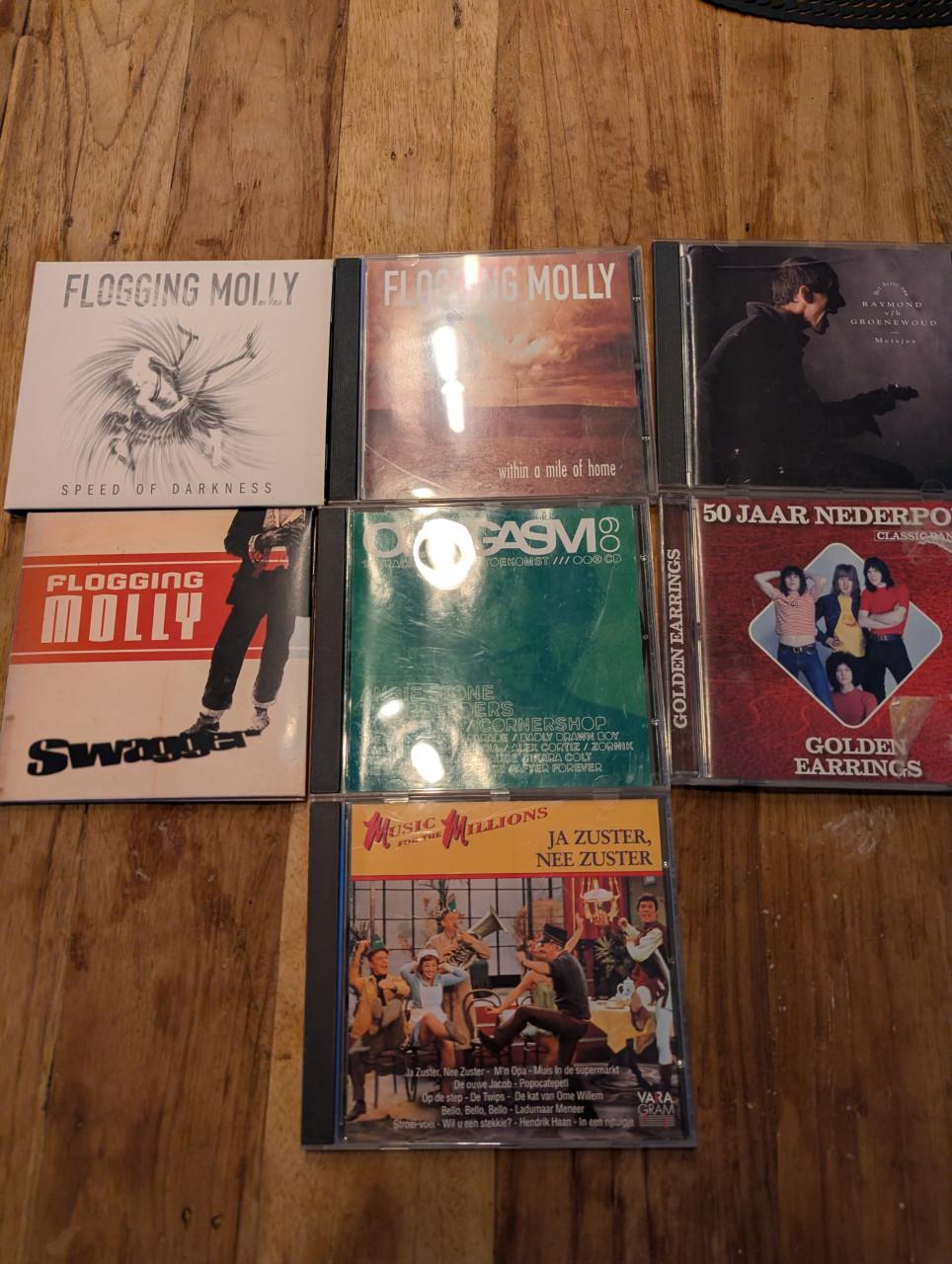 Setje cd en dvd ( 14 stuks )