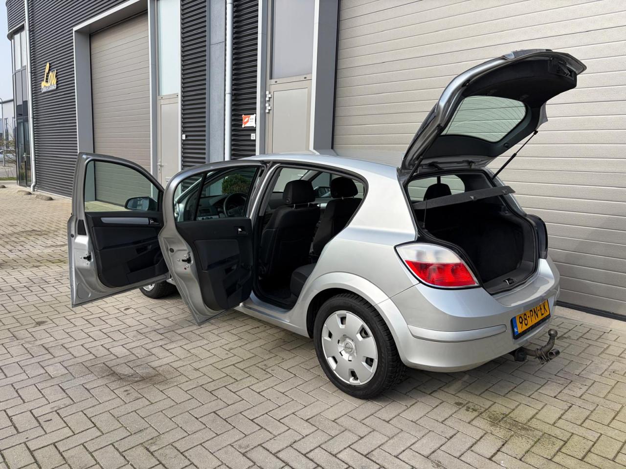 Opel Astra 1.6