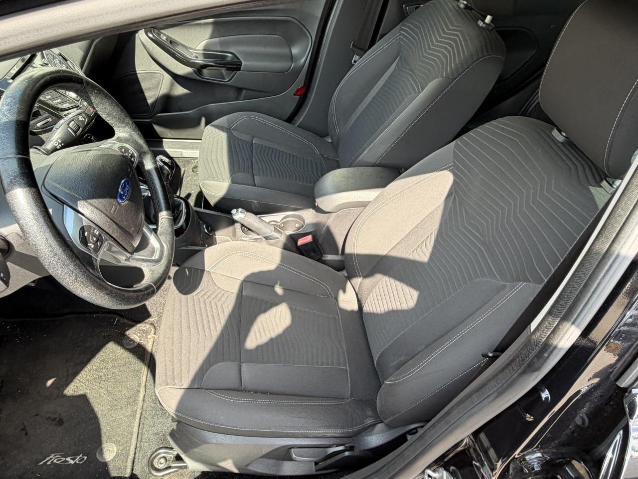 Ford Fiesta 1.0 EcoBoost Titanium Bouwjaar 2013 NAP ! ! !