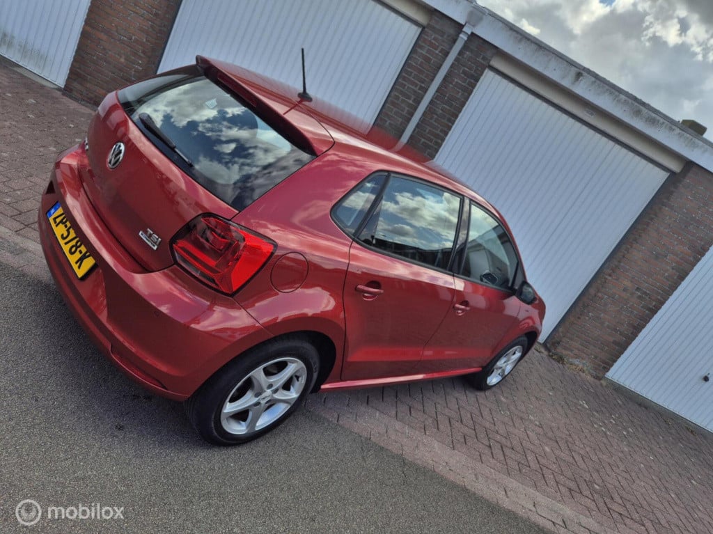 Volkswagen Polo 1.2 tsi comfortline / dealeronderhouden / cruisecontrol / b