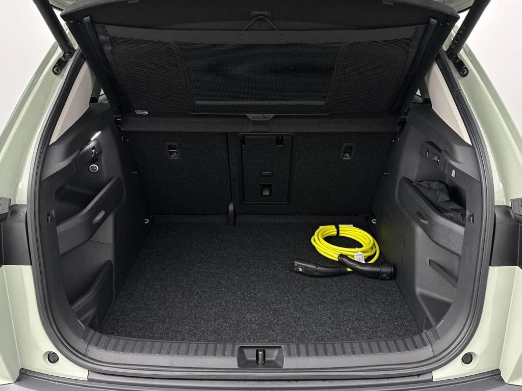 Skoda Elroq business edition elektromotor 140 kw / 190 pk suv