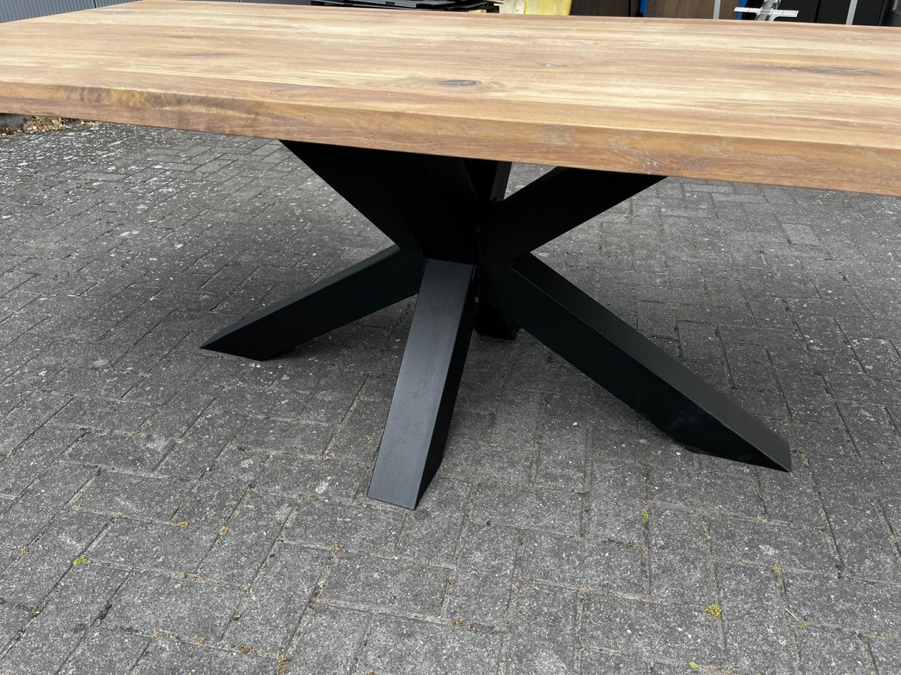 Splinter Nieuwe Eetkamertafel !