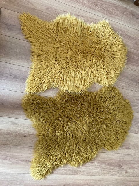 2 x Imitatie Schapenvacht