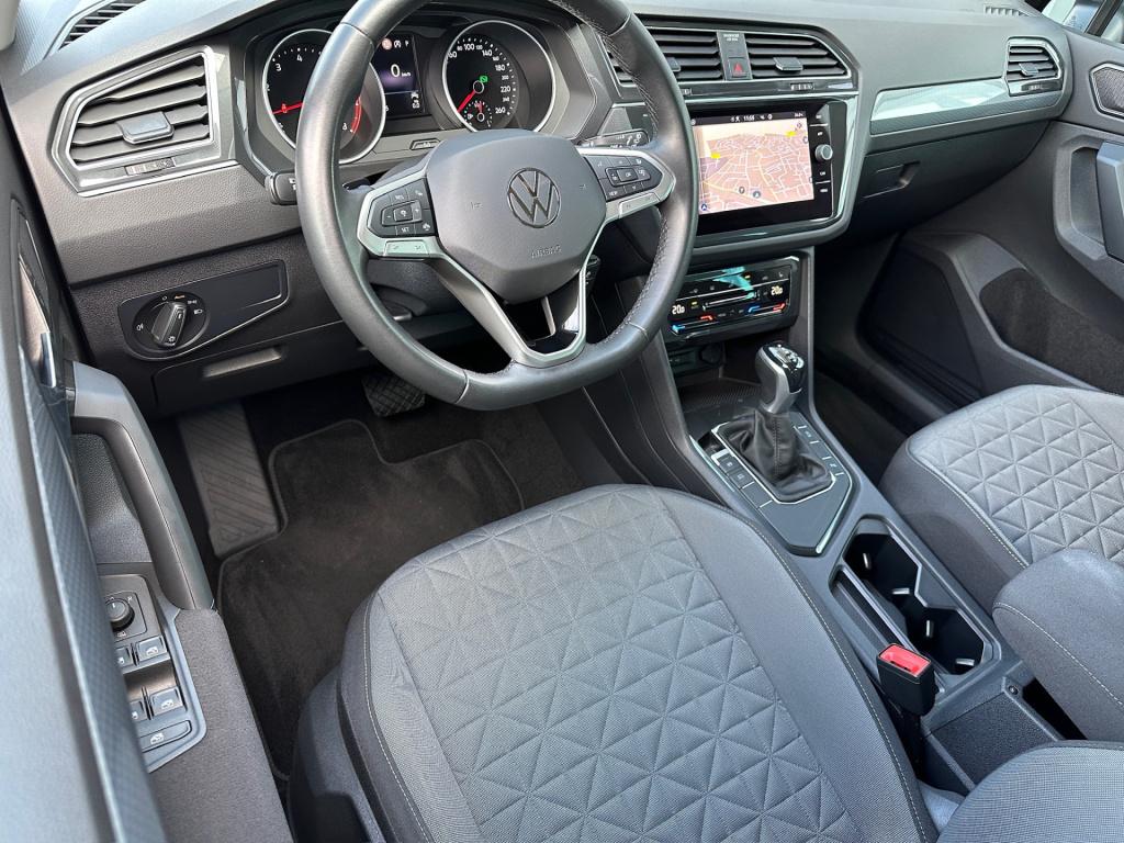 Volkswagen Tiguan 1.5 tsi 150pk dsg life | camera | trekhaak | navi | carpl