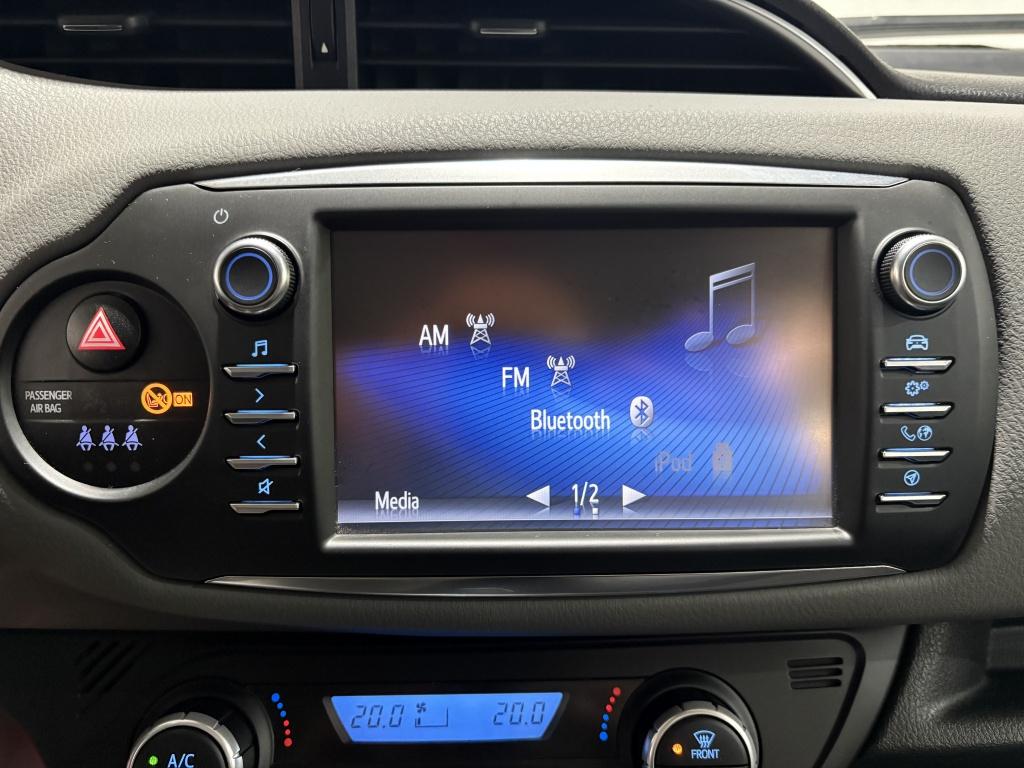 Toyota Yaris 1.5 hybrid active | lage km-stand |