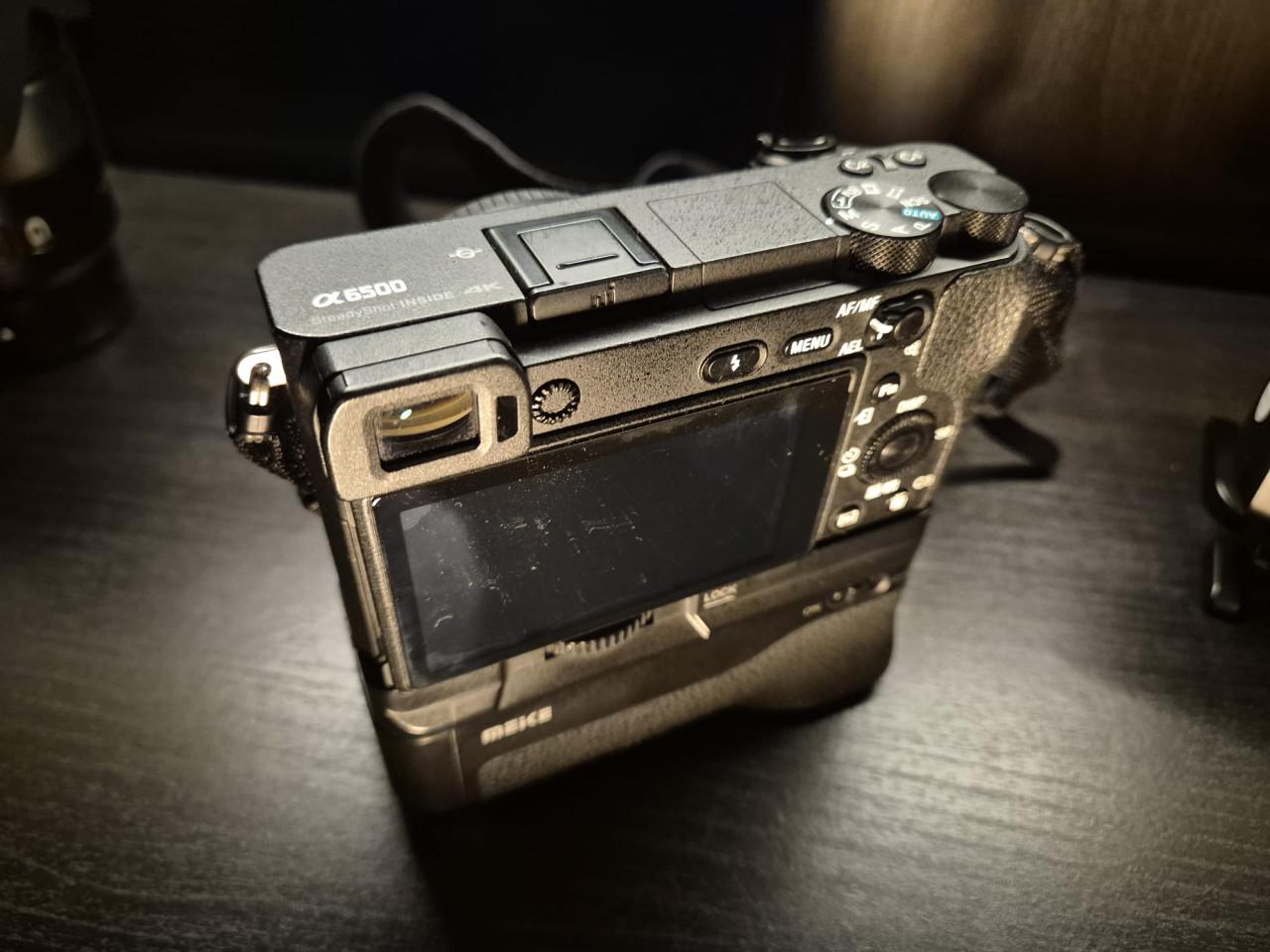 Sony a6500 met SEL18105