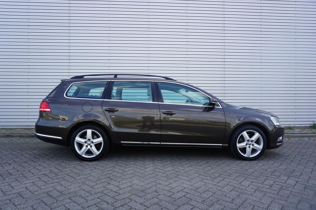 Volkswagen Passat variant 1.4 tsi highline bluemotion automaat - climate / 