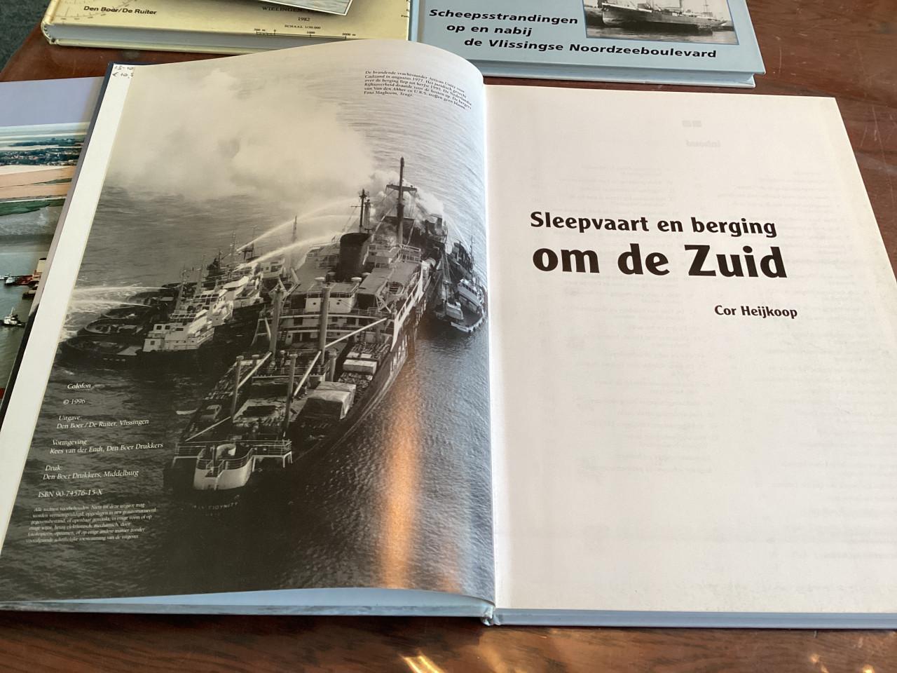 4x boeken over schepen door Cor Heijkoop