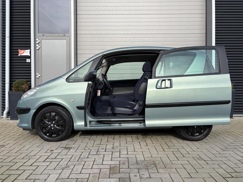 Peugeot 1007 1.6-16v sesam sporty/126.000 nap/automaat/airco/nwe distri/