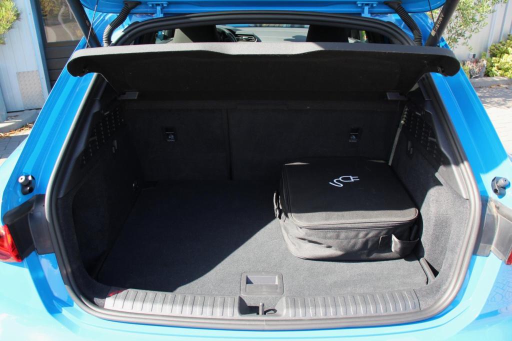 Audi A3 sportback 45 tfsi e s-line - matrix - turbo blauw - dab - virtual c