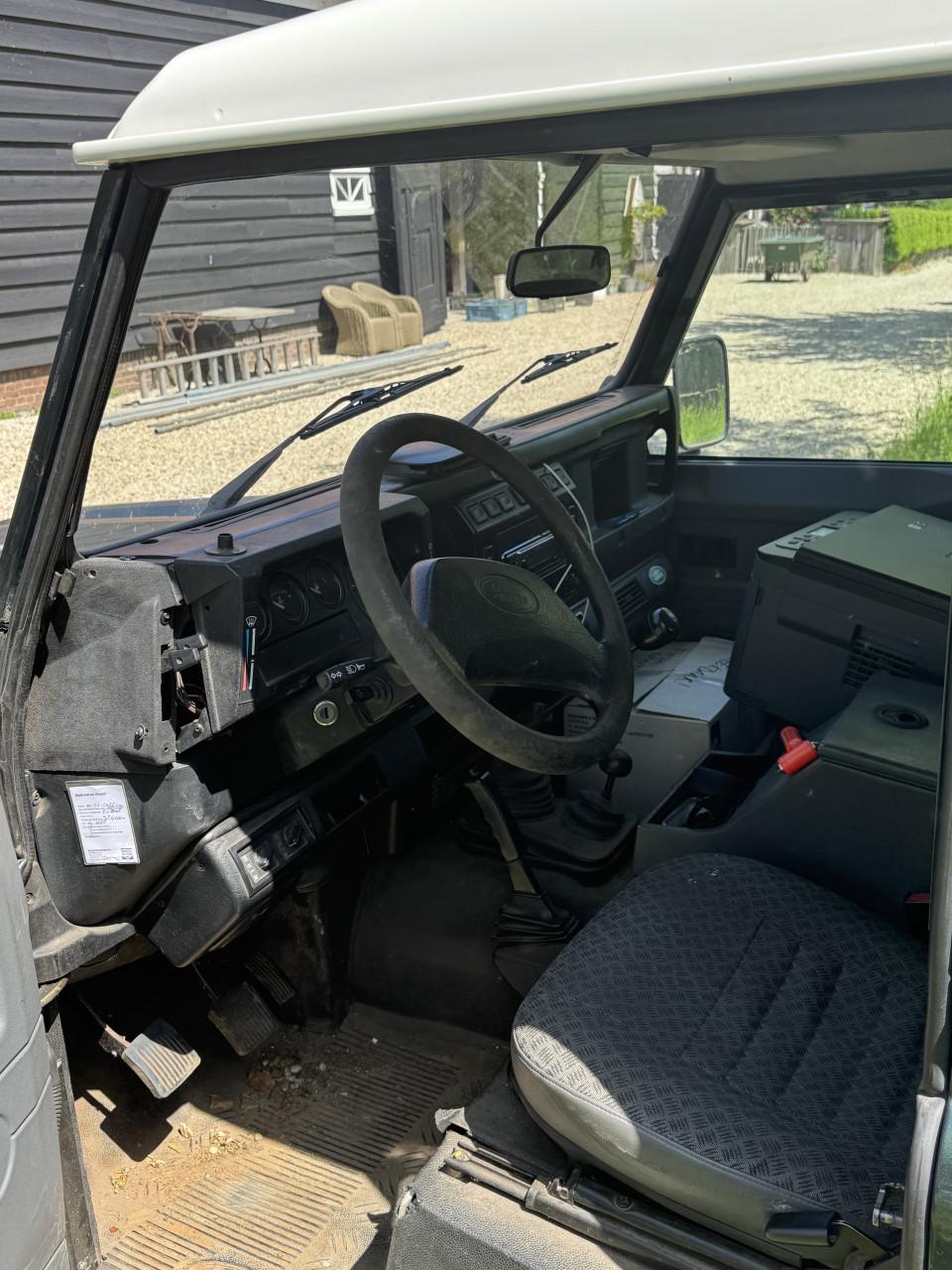 Landrover defender 90 td5 hardtop HR