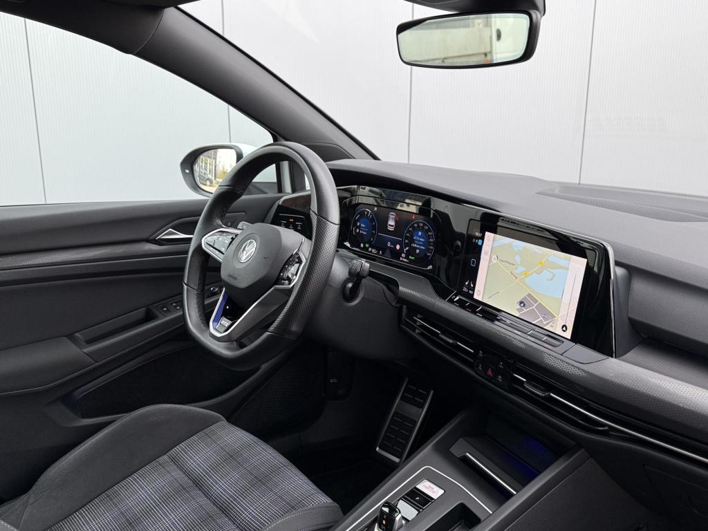 Volkswagen Golf 1.4 ehybrid gte 245pk | pano dak