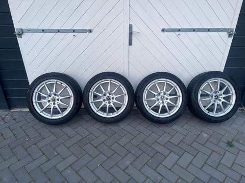 Mercedes velgenset A B of Cla als nieuw