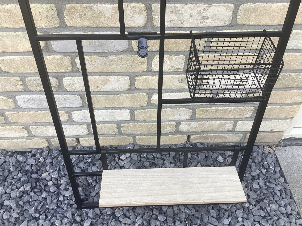 Zwart metalen wandrek organizer met div accessoires GOES