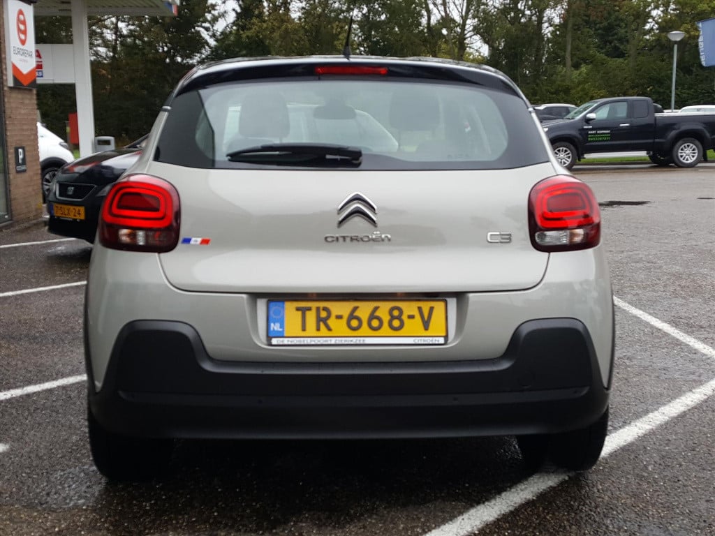 Citroen C3 shine 1.2 pt-110pk automaat navigatie via apple carplay & androi