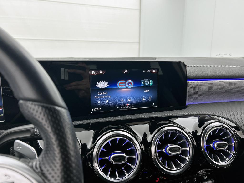 Mercedes-Benz A-Klasse 250 e plug in hybride | amg line | stoelverwarming |
