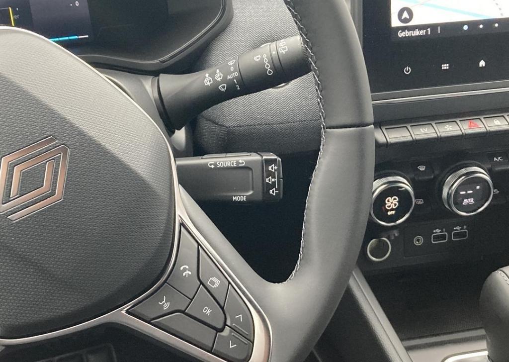 Renault Clio 1.6 e-tech full hybrid 145 techno - 5 jaar garantie