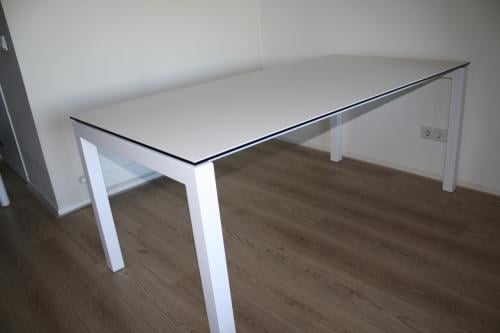 Moderne eettafel