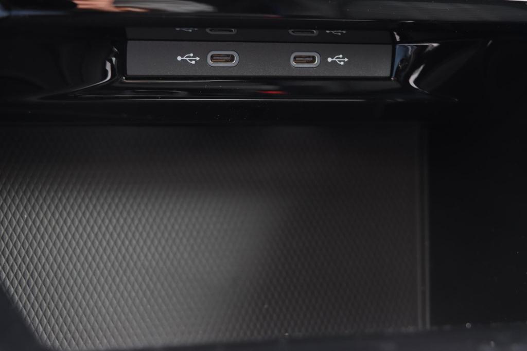 Volkswagen Golf r-line-edition 1.5 etsi 116pk dsg7