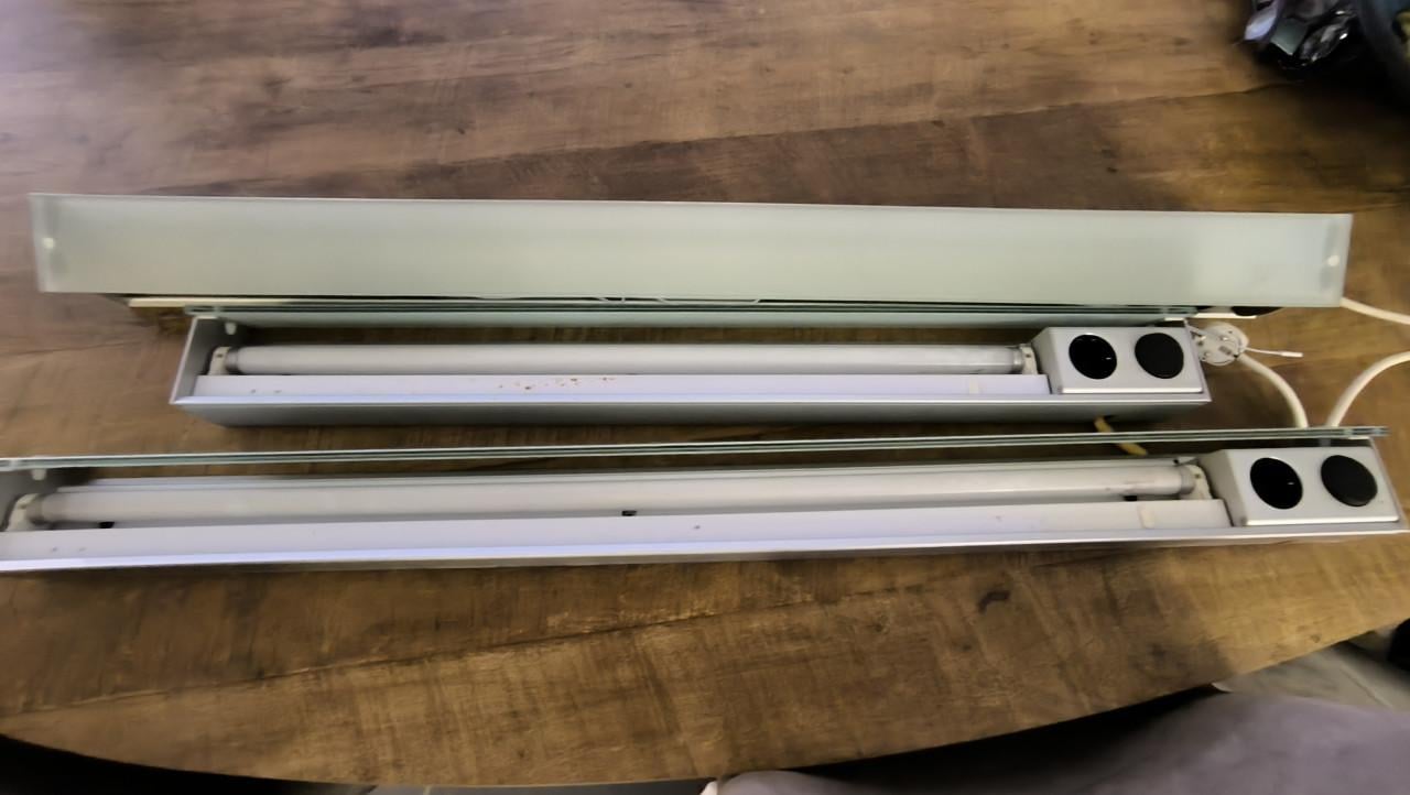 3 Poggenpohl onderbouwlampen bovenkastjes