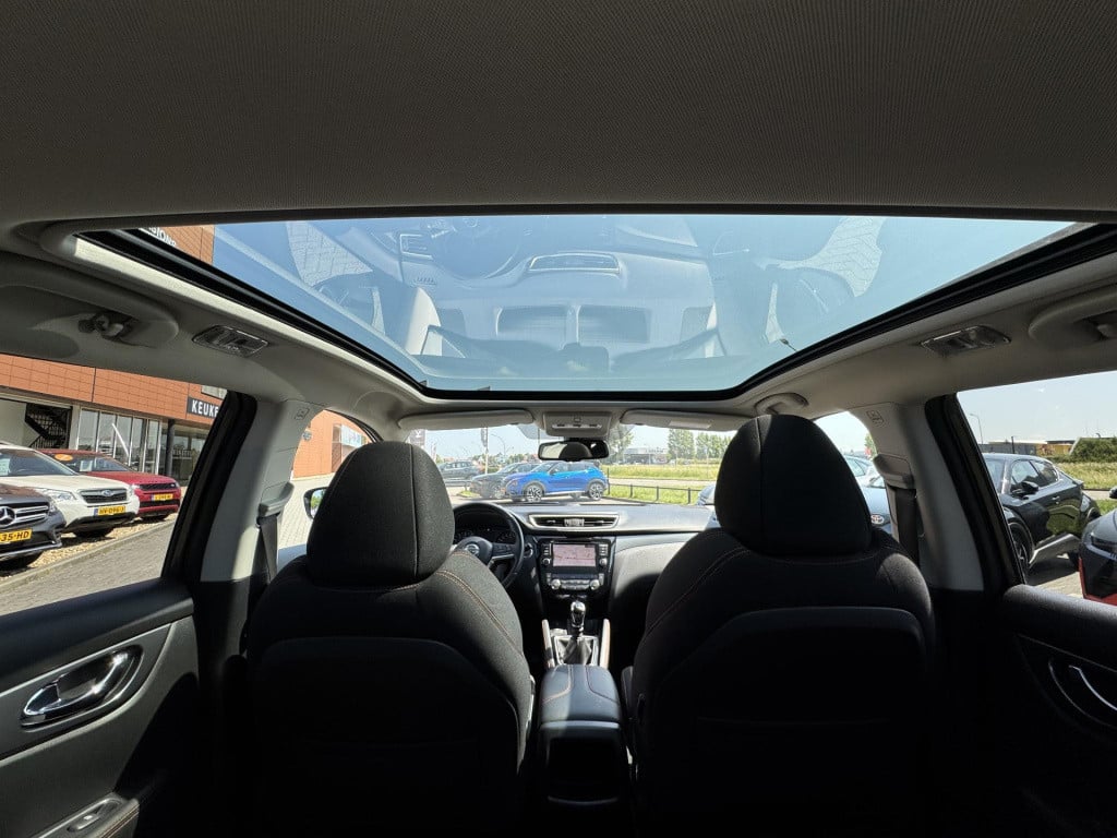 Nissan Qashqai 1.3 dig-t n-motion | trekhaak | panoramadak | apple carplay/