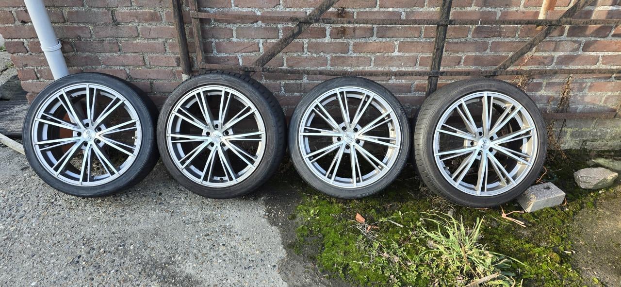 Lexus CT200h 18" velgen 5x100