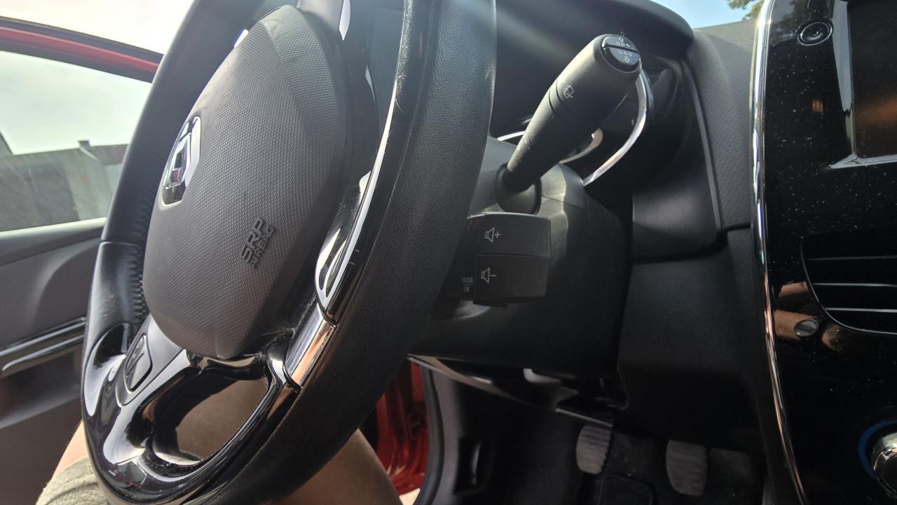 Renault Clio estate 2013