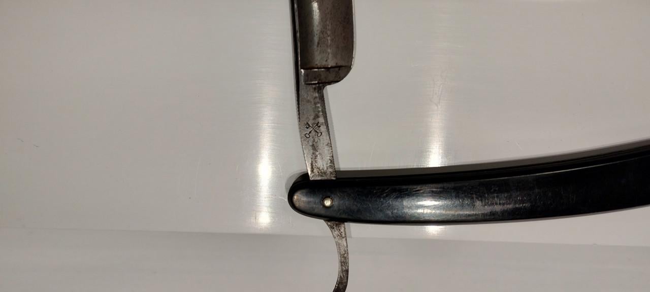 Barbiersmes gebr PITTS Cheffield.