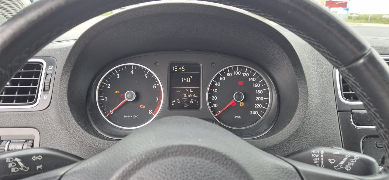 Volkswagen Polo 1.4-16V FSI 63KW 2009 AIRCO [NIEUWE APK+GROTE BEURT]