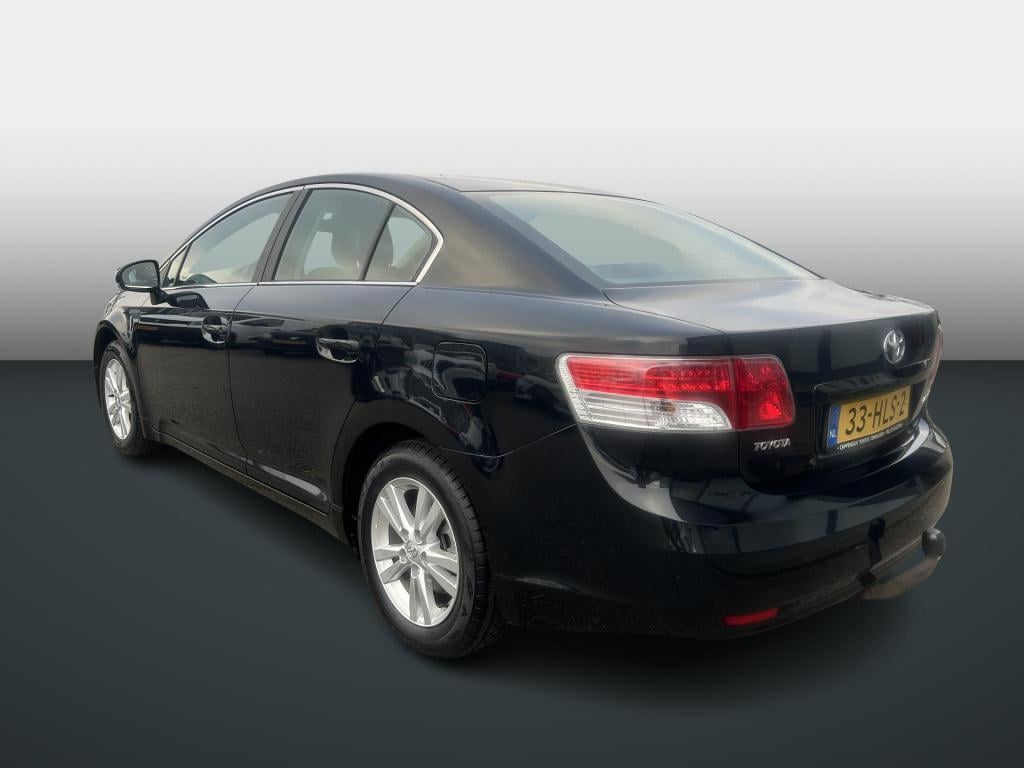 Toyota Avensis 1.8 vvti dynamic