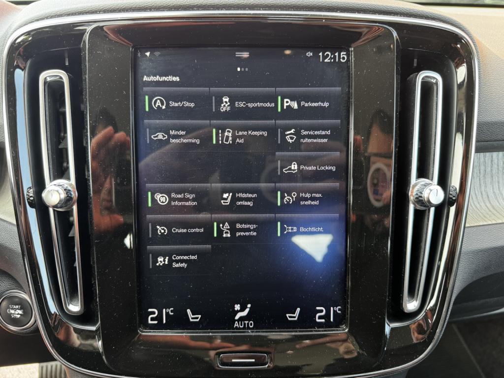 Volvo XC40 2.0 t4 inscription automaat | leer | 19'' lmv | trekhaak