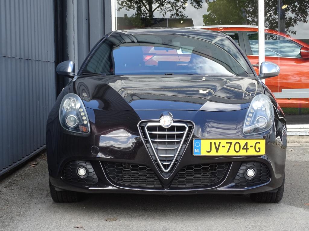 Alfa Romeo Giulietta 1.4 t distinctive leder | navi | 18"