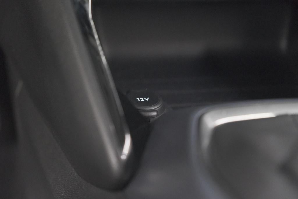 Peugeot 2008 puretech 130 allure | camera | adaptieve cruise control | stoe