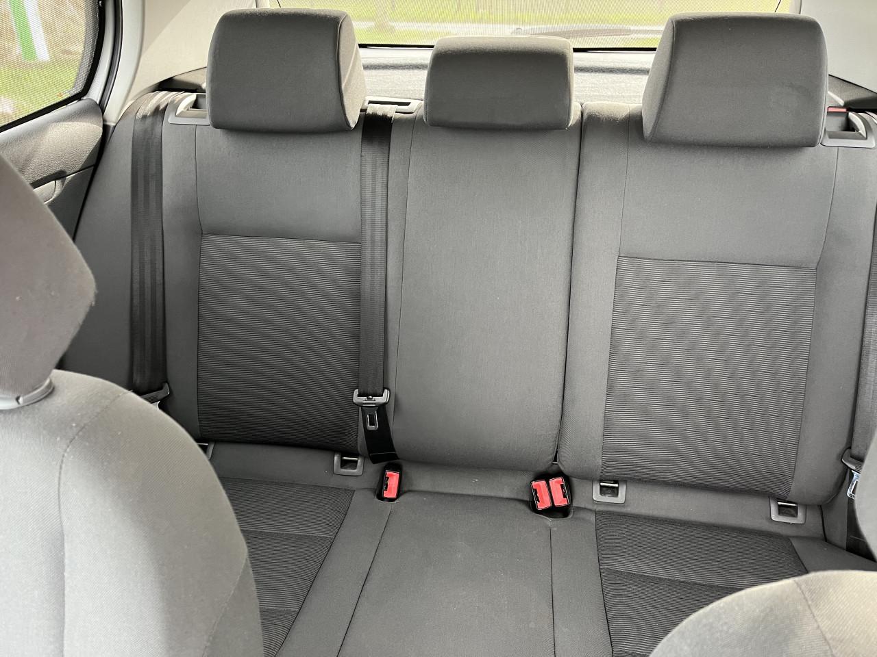 Volkswagen Golf 1.6 FSI trendline