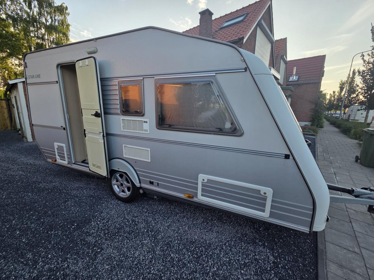 Kip starline 44tz met truma mover en voortent