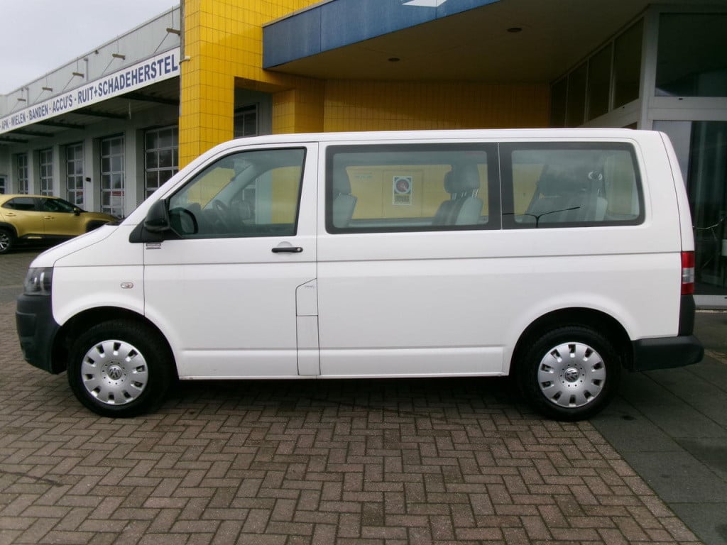Volkswagen Transporter 2.0 tdi airco 9-persoons personenbus trekhaak