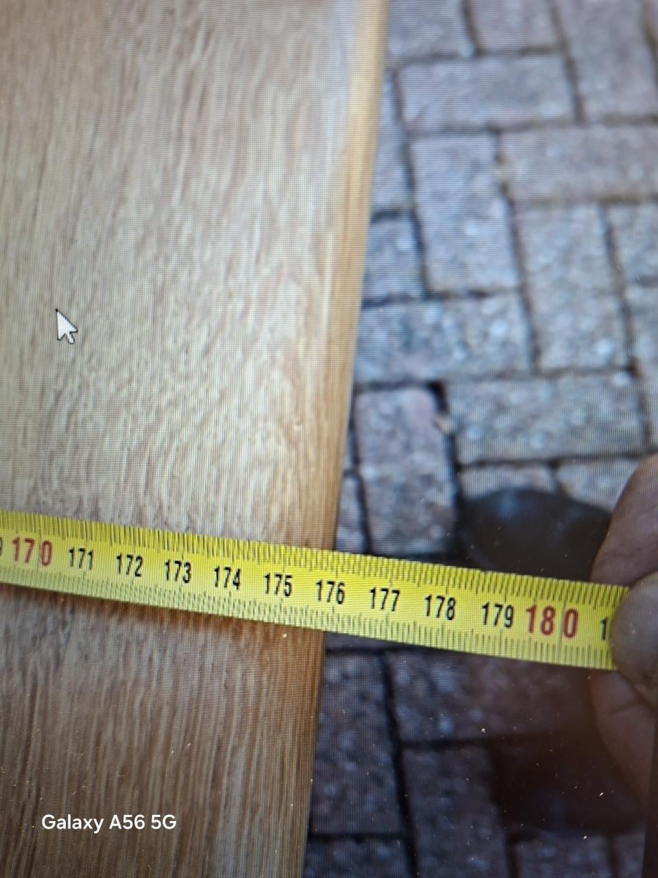 Massief  eiken  eettafel