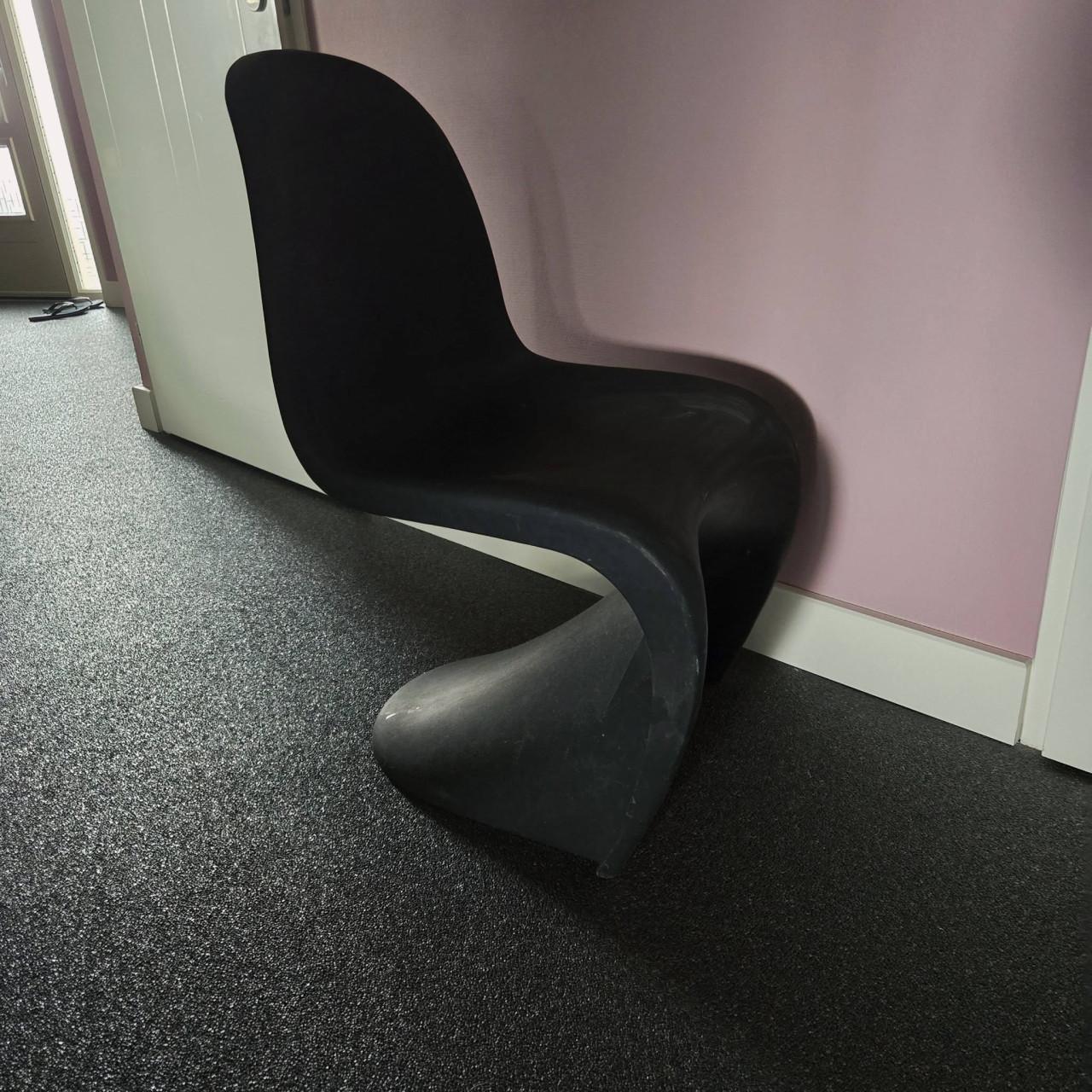 Zwarte design stoelen voor buiten/tuin