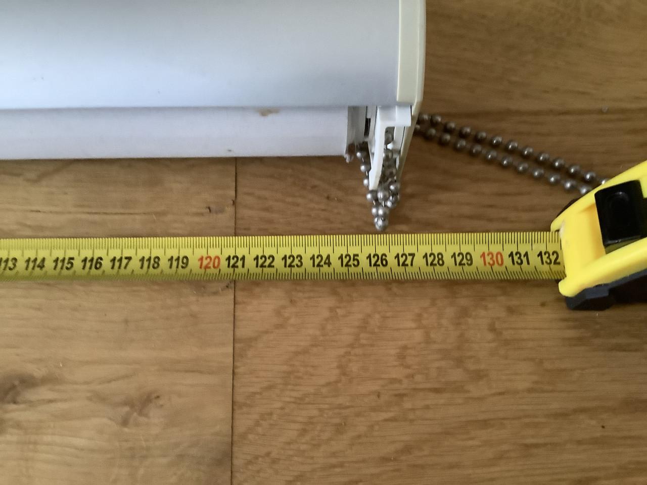 Raamdecoratie, 3 rolgordijnen. 2x 127,5cm en 1x 87cm