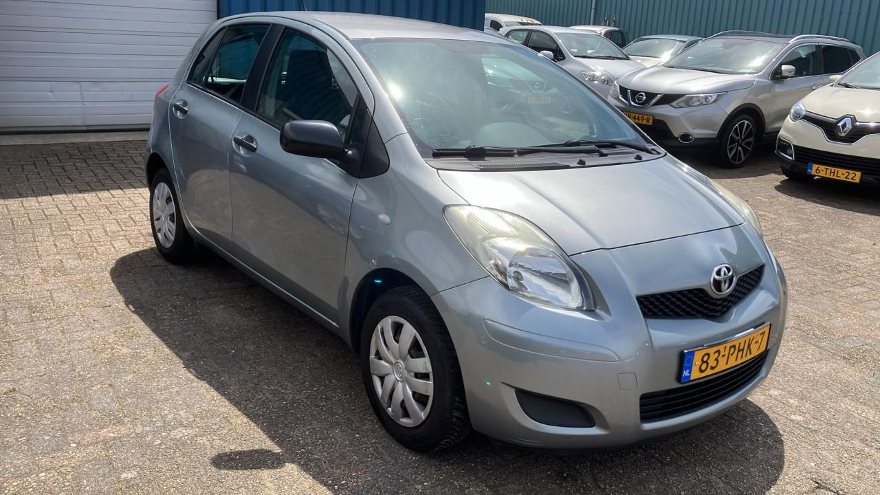 Toyota yaris 1.0 vwti acces 5 deurs airco