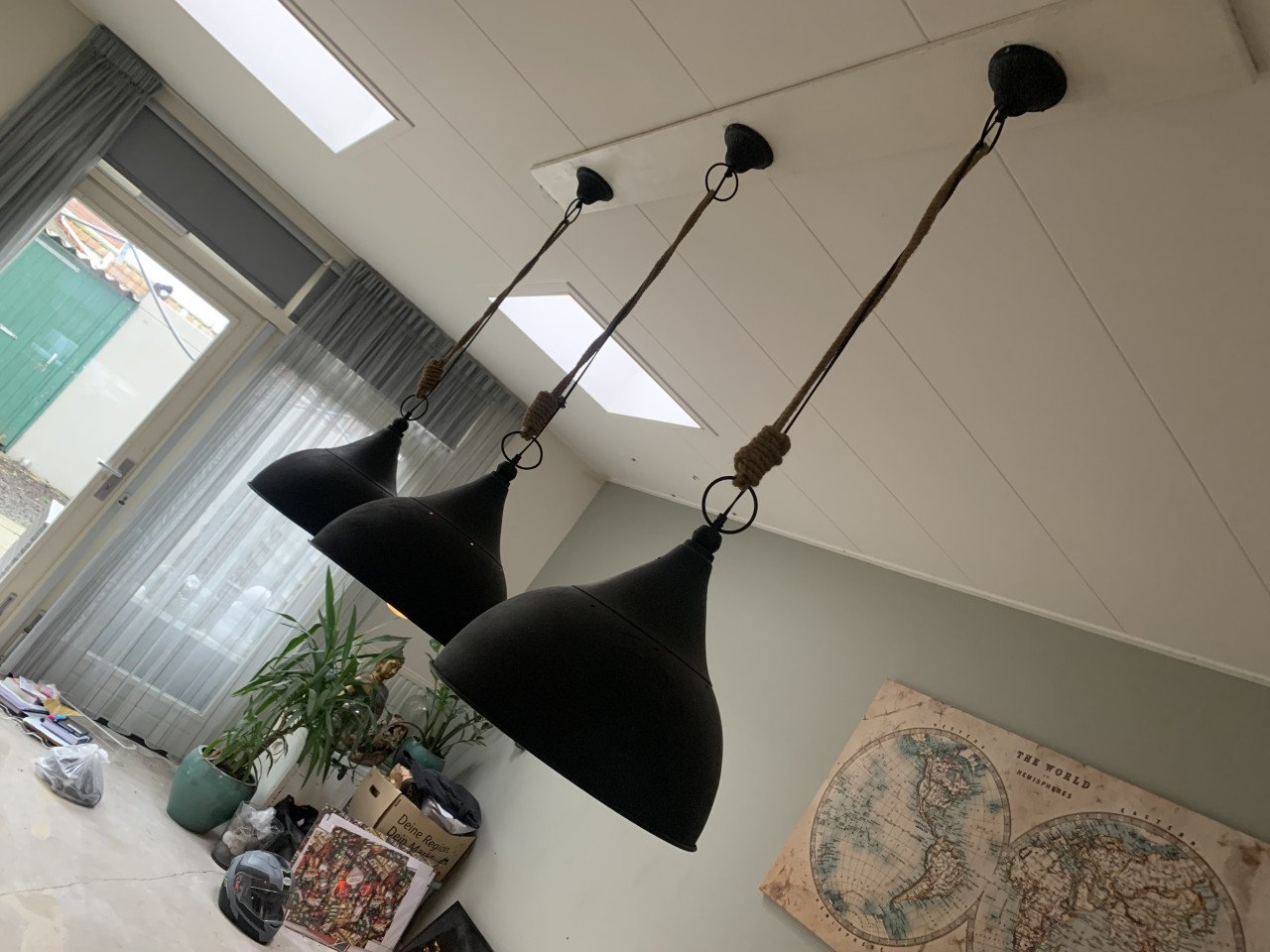 Set van 3 industriële hanglampen